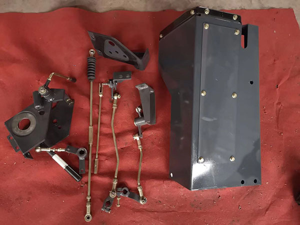 變速操縱桿聯(lián)動(dòng)機(jī)構(gòu)操縱箱