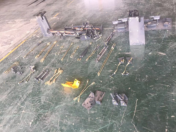 推土機(jī)全車操縱