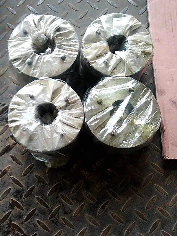 提升活塞和擋板