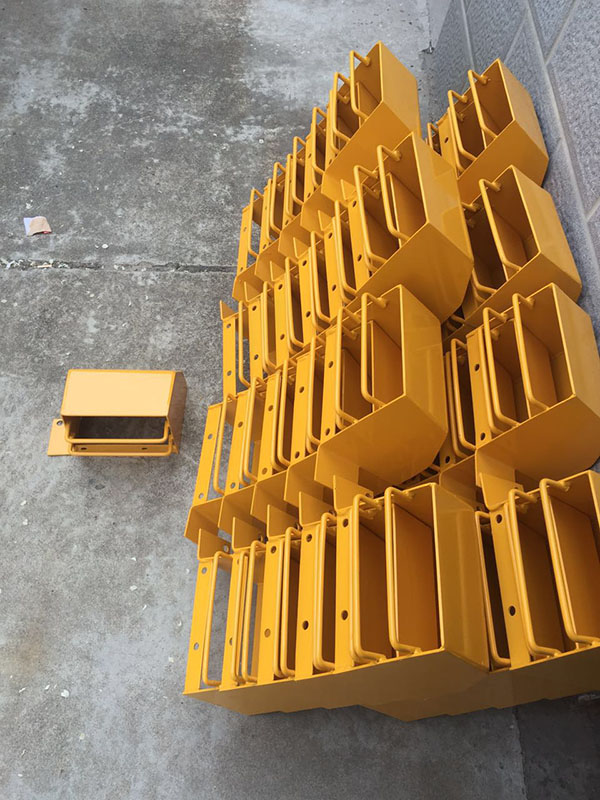 推土機(jī)燈罩