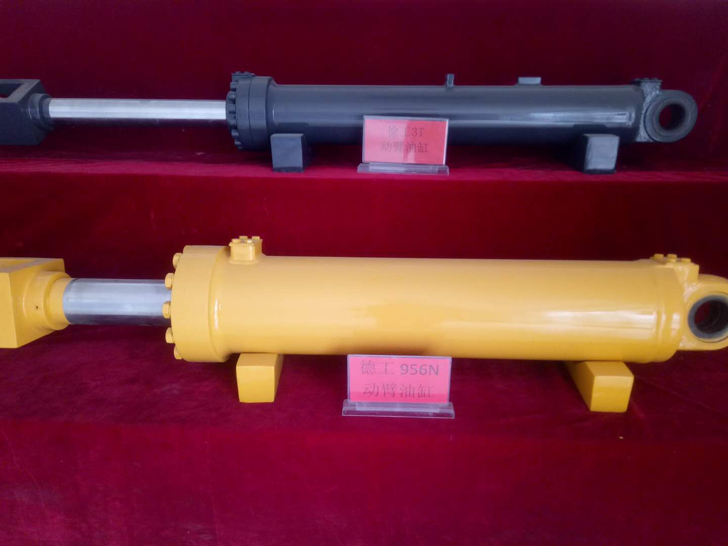 山推挖掘機(jī)配件